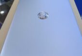 Refurbished from UK, HP Elite book 840g3, core i5, 8 gb ram,256ssd,6th generation, backlight keyboard