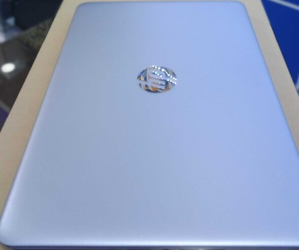 Refurbished from UK, HP Elite book 840g3, core i5, 8 gb ram,256ssd,6th generation, backlight keyboard