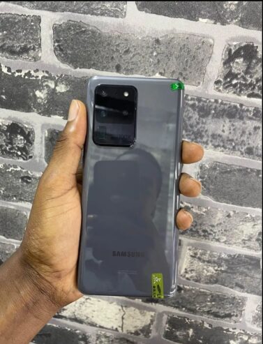 S20 Ultra 5G at 1.3m