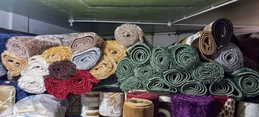 Shaggy carpets and 3D carpets