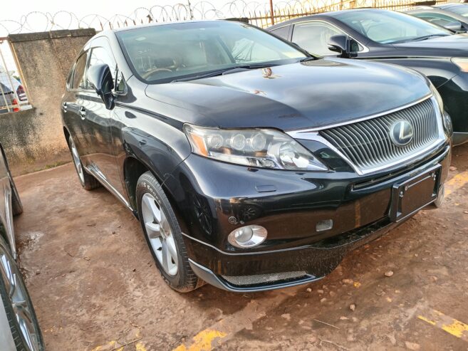LEXUS… MODEL 2011…. ON SALE NOW…. I WANT MONEY NOW….