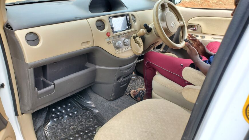 Toyota sienta