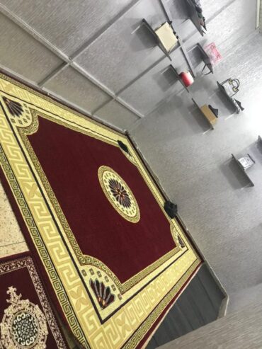 Woolen center rugs