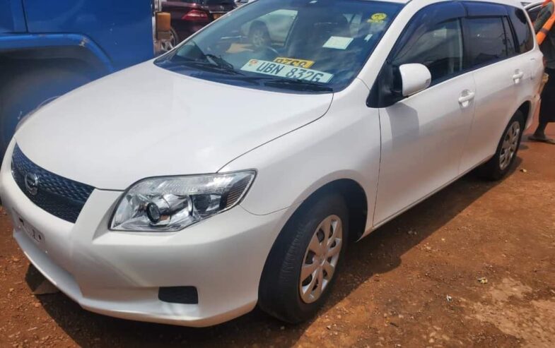 Toyota Fielder