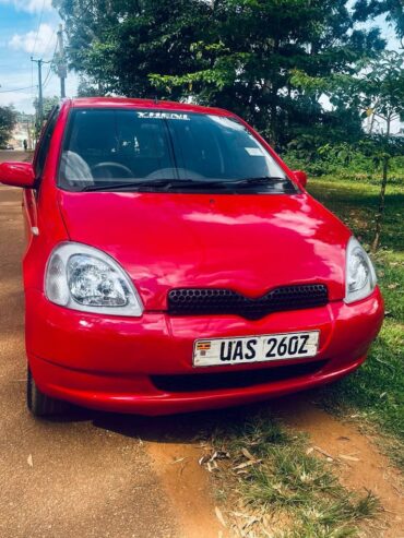 TOYOTA Vitz