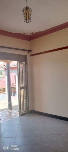 Double roomed houses for #Rent in #Mpererwe at #250k ugx monthly