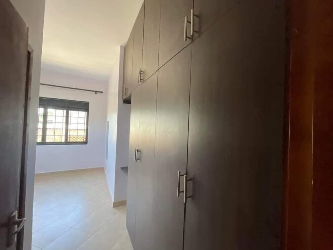 #3Bedroomed houses for #Rent in #Gayaza at #1Million ugx monthly .