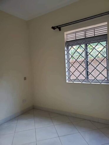 Double roomed houses for #Rent at #450k ugx monthly .