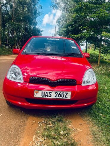 TOYOTA Vitz