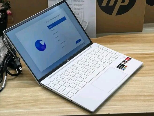 Brand New HP pavilion Aero..