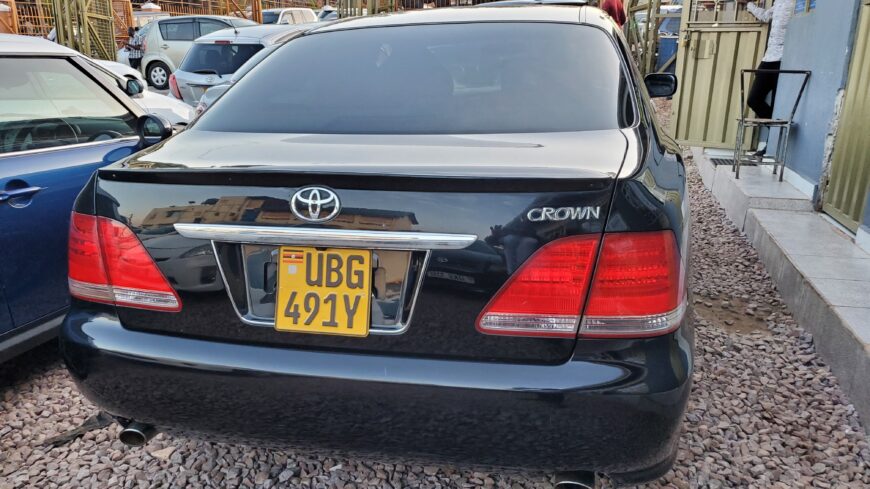 Toyota crown