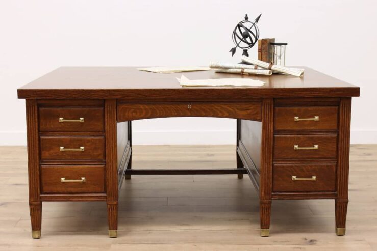 Office table in mugavu wood.