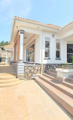 House For Sale In Bwebajja, Entebbe Road