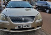 Toyota premio 2004