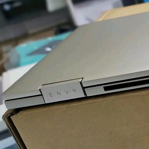 Hp Envy.