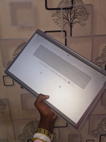 HP ELITEBOOK G7