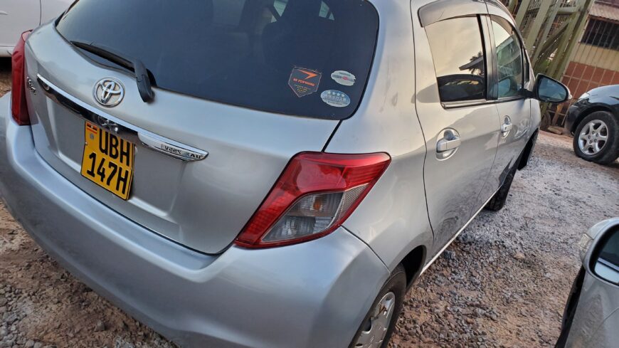 Toyota vitz model 2012