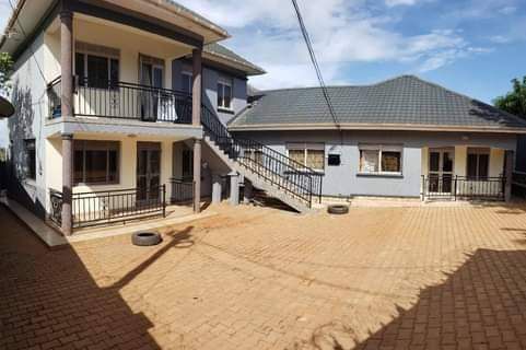 #3bedroomed houses for #Rent in #Kyanja