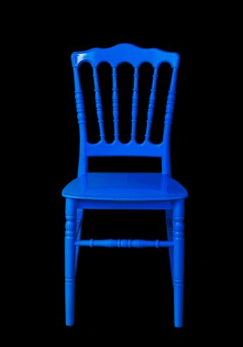 Queen chair
