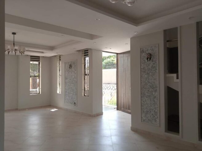 #5Bedroomed mansion house for #Sale in #Kira at #850Millions ugx but Slightly Negotiable