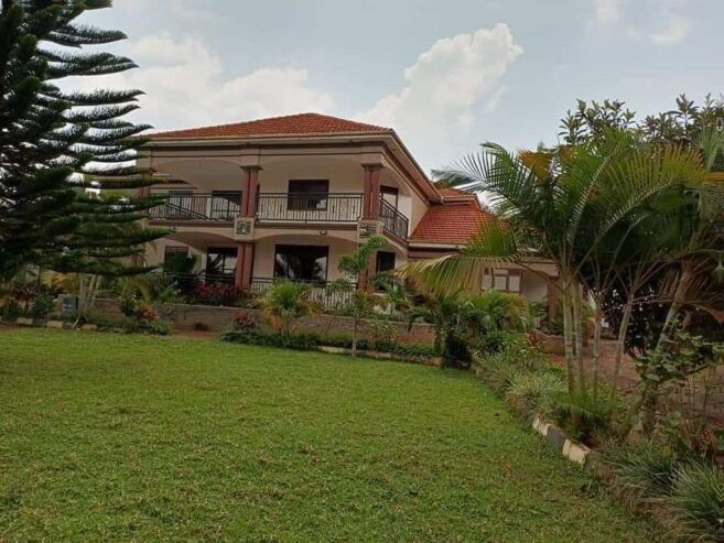 #7bedroomed Mansion house for #Sale in #Gayaza