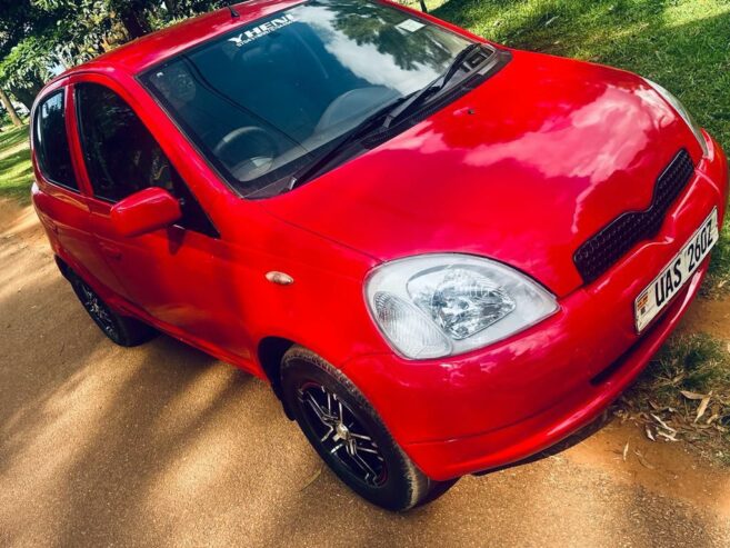 TOYOTA Vitz