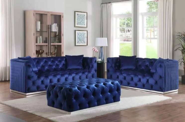 CHESTERFIELD 5 SEATERS