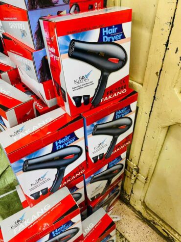 Hair dryer