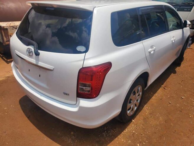 Toyota Fielder