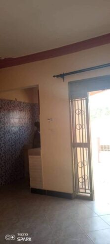 Double roomed houses for #Rent in #Mpererwe at #250k ugx monthly