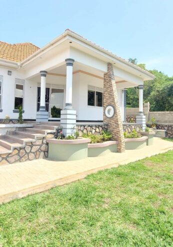 House For Sale In Bwebajja, Entebbe Road