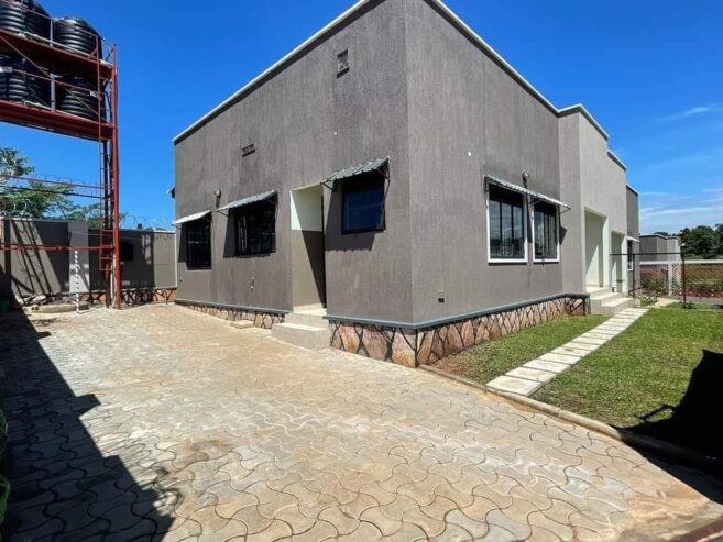 #3Bedroomed houses for #Rent in #Gayaza at #1Million ugx monthly .
