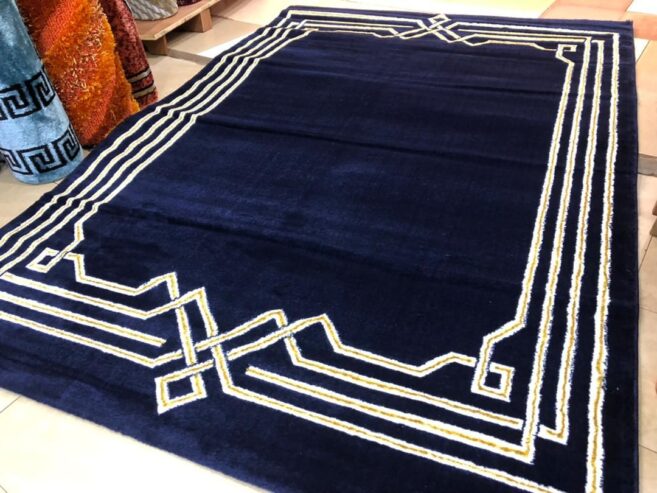 Center rugs