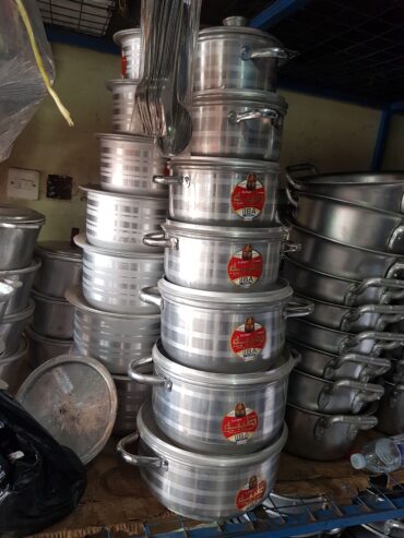Aluminium saucepans
