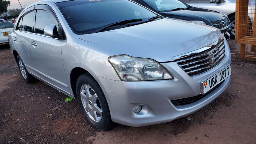 Toyota premio