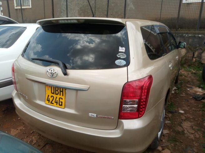 Toyota fielder