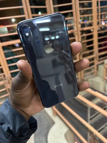 Iphone x 64gb 680k