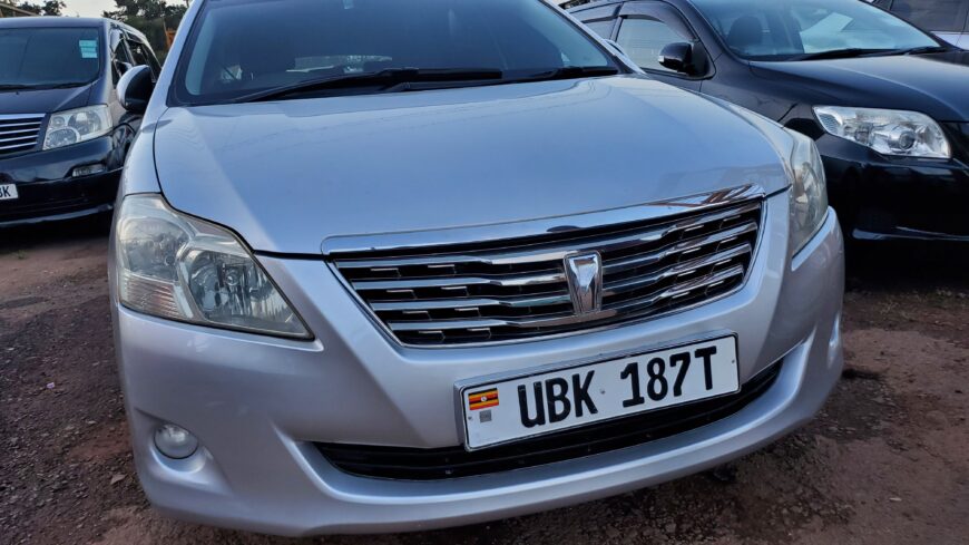 Toyota premio