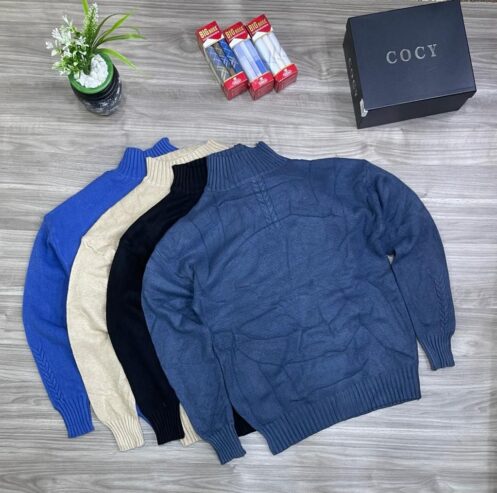 Pullneck sweaters
