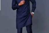 Nigerian wears kaftan