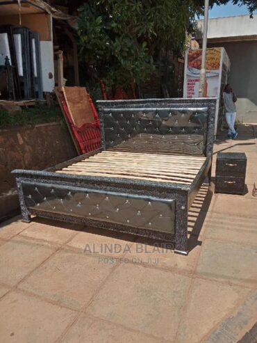 5 by 6 leather bed