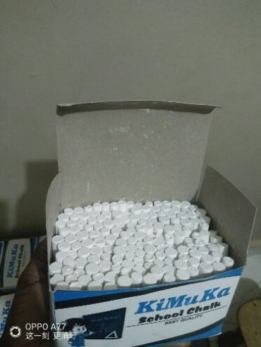 Dustless school chalks kimuka