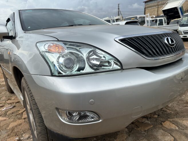 Toyota harrier 2010