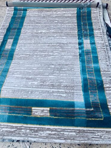 Center carpets