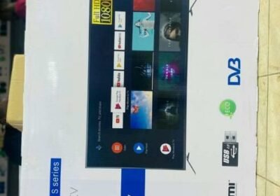 Smartec 55inches Smart TVs