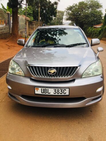 TOYOTA HARRIER