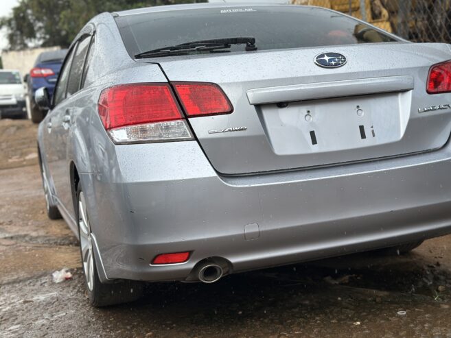 Subaru Legacy 2011