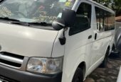 Toyota HIACE van 2014