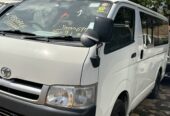 Toyota HIACE van 2014