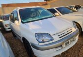 Toyota raum uas white